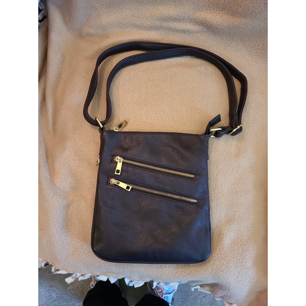 Simply Noelle Crossbody Purse